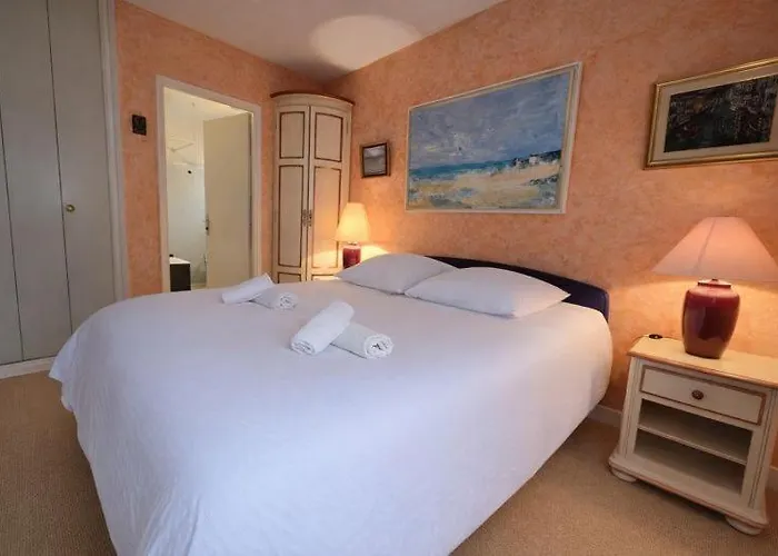 Apartment Les Terrasses De La Pinede, T3, 4p, & Pinede Antibes