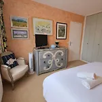 Апартаменты Les Terrasses De La Pinede, T3, 4p, & Pinede