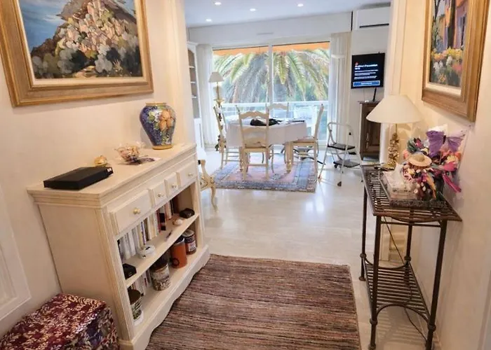 Lejlighed Les Terrasses De La Pinede, T3, 4p, & Pinede